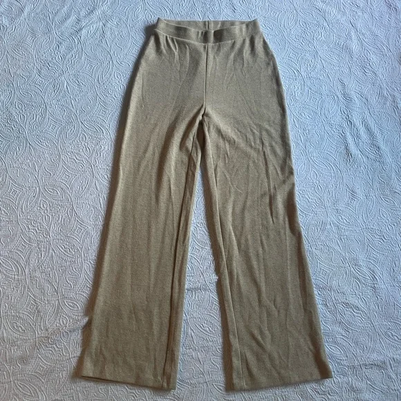 Sleeveless Mock Neck Knit Top and Matching Pants Set - Picture 6 of 9